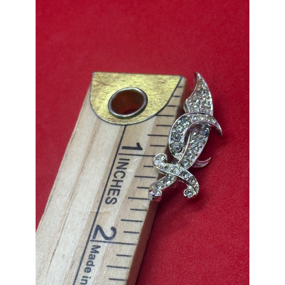 Vintage Silver Tone Rhinestone Scimitar Dagger Sword Brooch Pin Crescent Moon - Picture 7 of 7